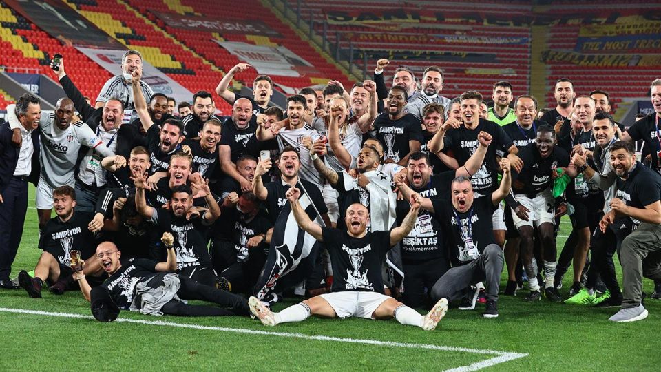 Şampiyonluk öyküsü: Kötü başlayan sezonda mutlu son