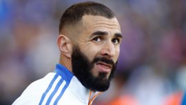 Karim Benzema'ya 1 yıl tecilli hapis cezası verildi