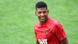 Galatasaray, Patrick van Aanholt'u PSV'ye kiraladı