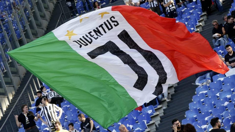 Juventus’a verilen 15 puan silme cezası iptal edildi