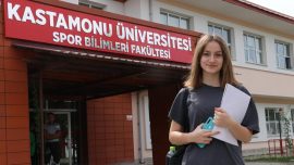 Salıncaktan düşerek omurgasını kıran Sedanur'un azmi başarı getirdi